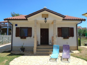Holiday house with a parking space Peroj, Fazana - 16597